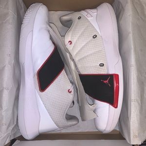 Jordan Chris Paul CP3.XI “Home” size 12